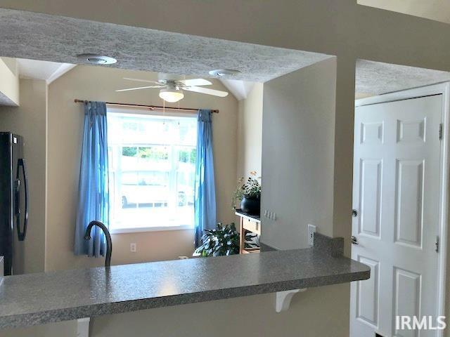 Building Photo - 3924 Seasons Pointe