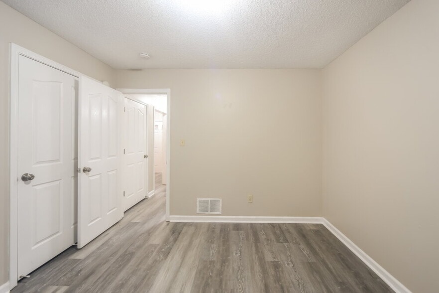 Building Photo - 2378 Kindlewood Dr