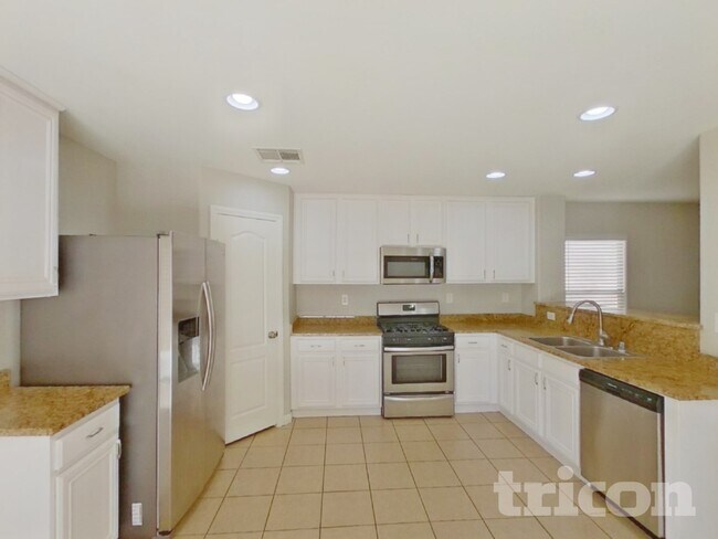 Building Photo - 697 Wallington Estate St