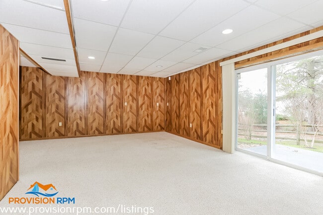 Building Photo - 861 Boatswain Way