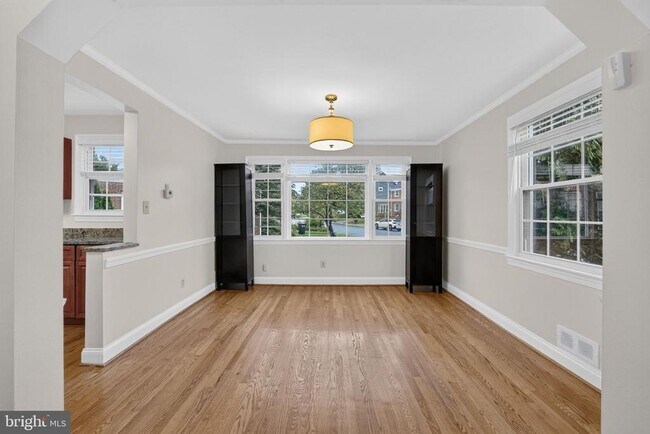 Building Photo - 406 Gilmoure Dr