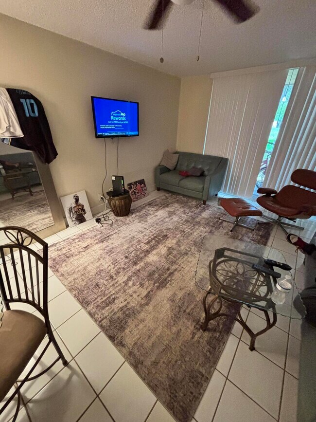 Building Photo - 3121 NW 47th Terrace