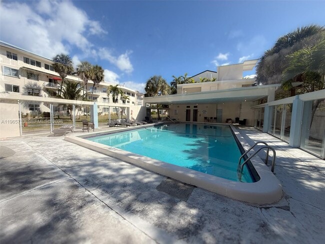 Building Photo - 1967 S Ocean Blvd