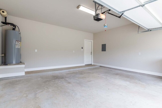 Building Photo - 106 Koele Ct