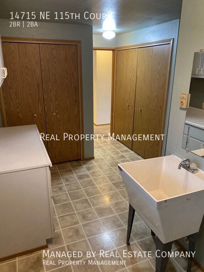 Building Photo - Ranch Style Brush Prairie Home with Large ...