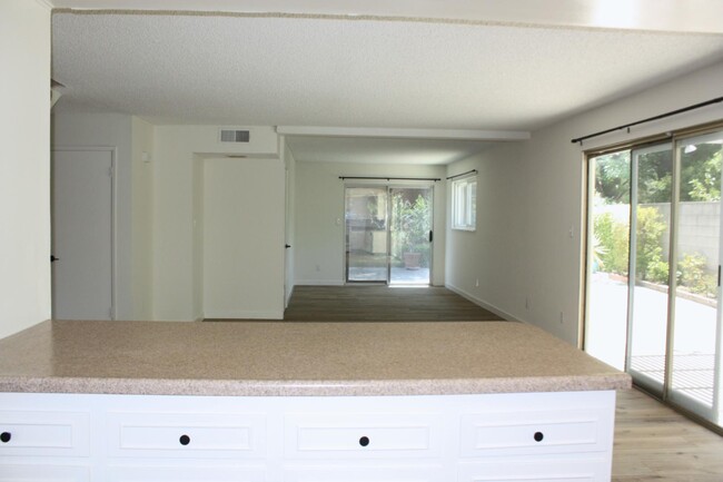 Building Photo - 8409 Joan Ln
