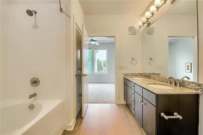 Building Photo - 1900 Barton Springs Rd