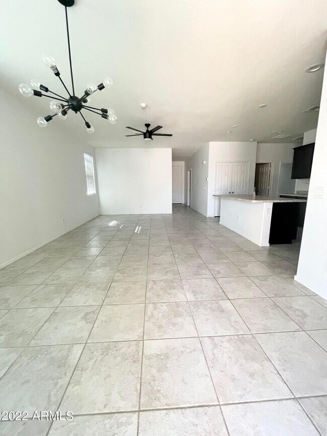 Building Photo - 18582 W Carlota Ln