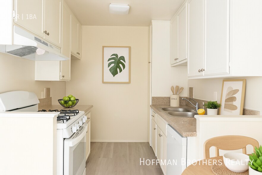 Building Photo - 3648 Westwood Blvd