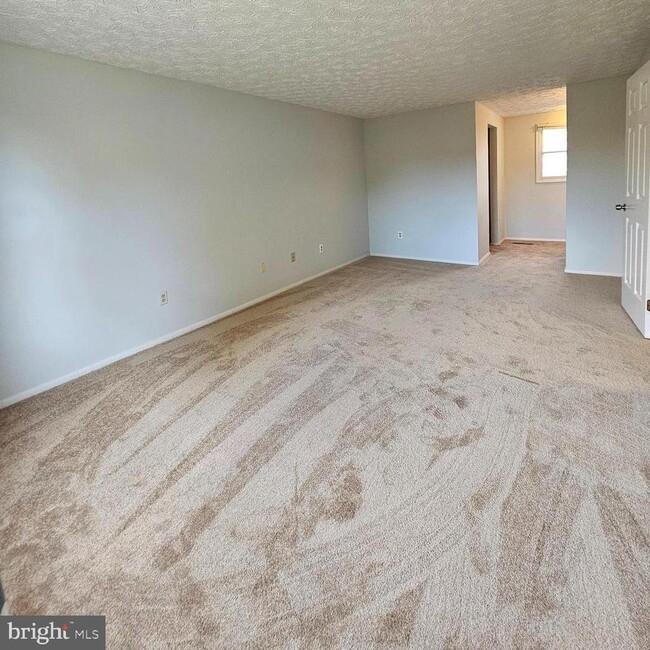 Building Photo - 401 Kojun Ct