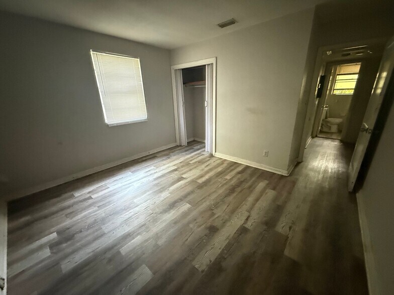 Building Photo - 3516 Penton St