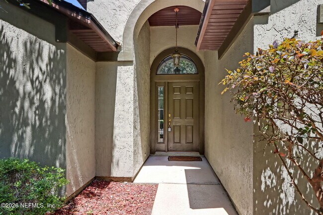 Building Photo - 566 Longmill Ln