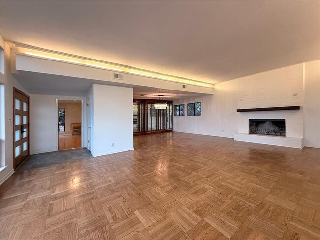 Building Photo - 112 Highlander Cove