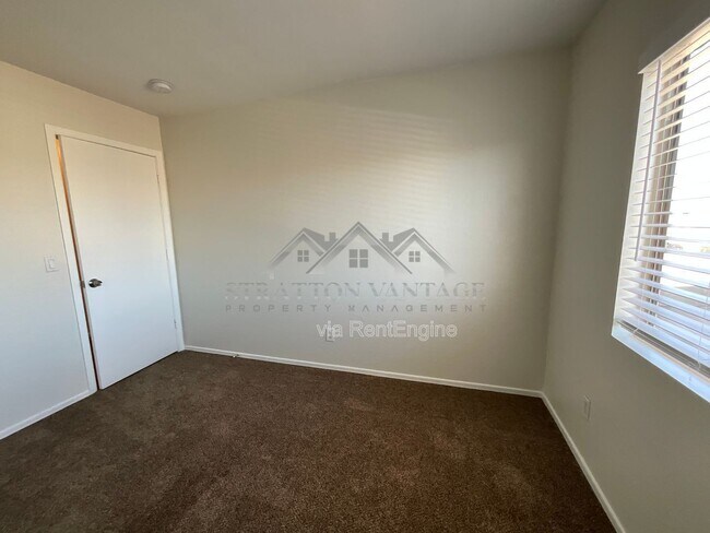 Building Photo - 12405 W Scotts Dr