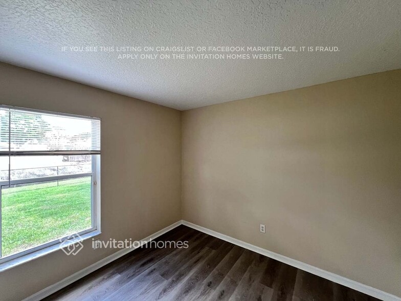 Building Photo - 1933 SW Lennox St