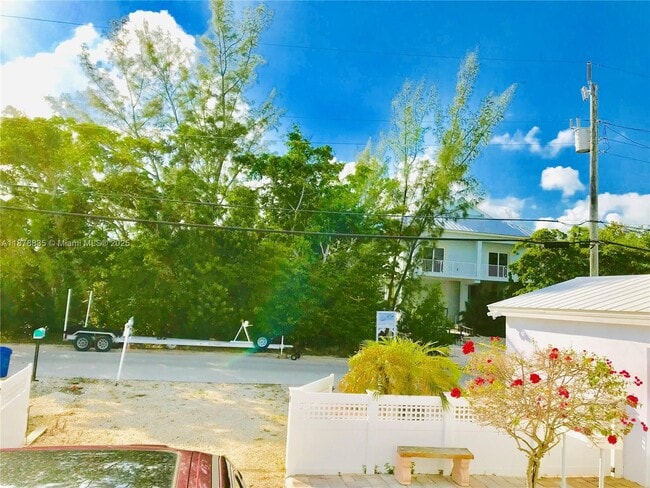Building Photo - 30 Jean La Fitte Dr