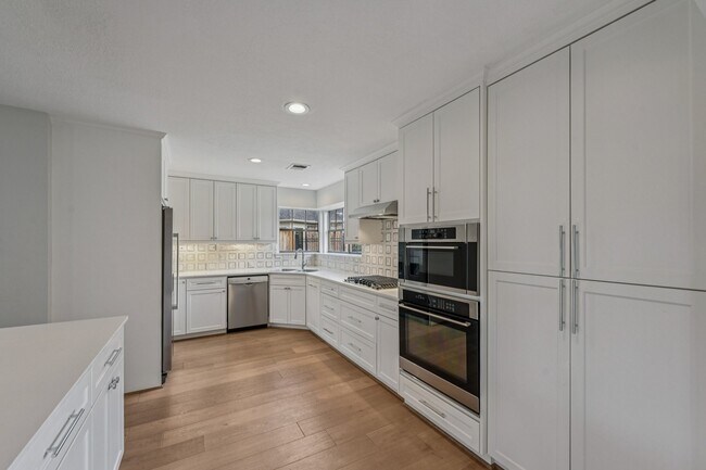 Building Photo - 1706 Cedar Creek Ct