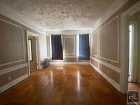 Building Photo - Sunny Crown Heigts 1BR 1BA By The Park