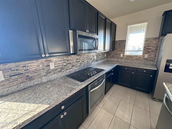 Building Photo - 1250 Abbey Ln