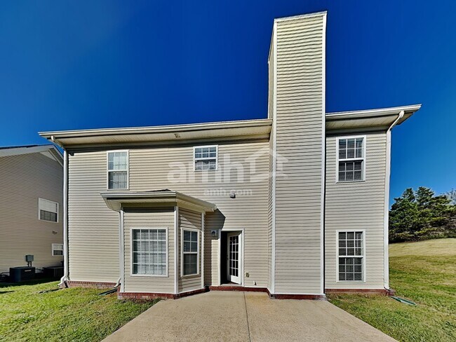 Building Photo - 2018 Fiona Way