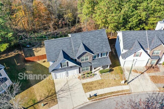 Building Photo - 137 Baywood Crossing