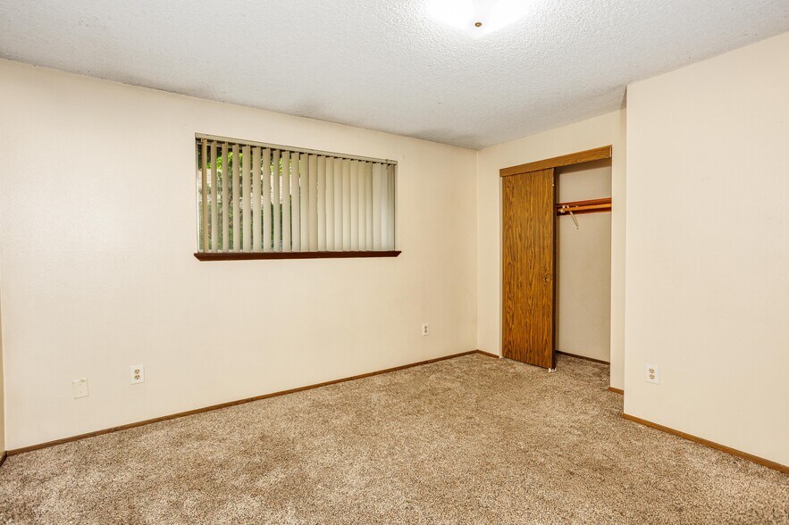 Building Photo - 4311 Plomondon St