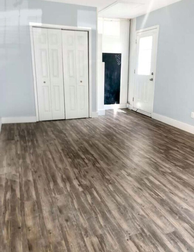 Building Photo - North Charleston 4 bedroom home