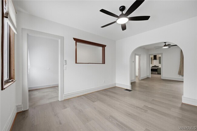 Building Photo - 444 W Ferry St