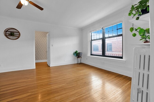 Floorplan - 610 Summit Apartments