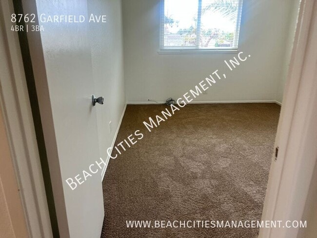 Building Photo - 8762 Garfield Ave