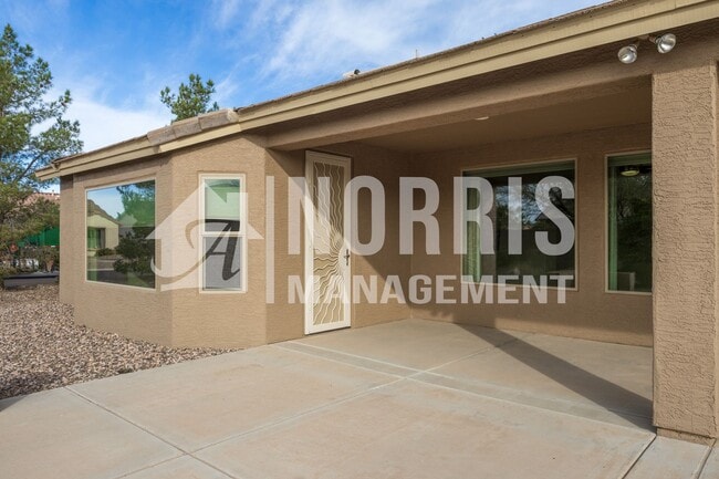 Building Photo - Gorgeous Well Cared For Home with a Casita in Robson Ranch