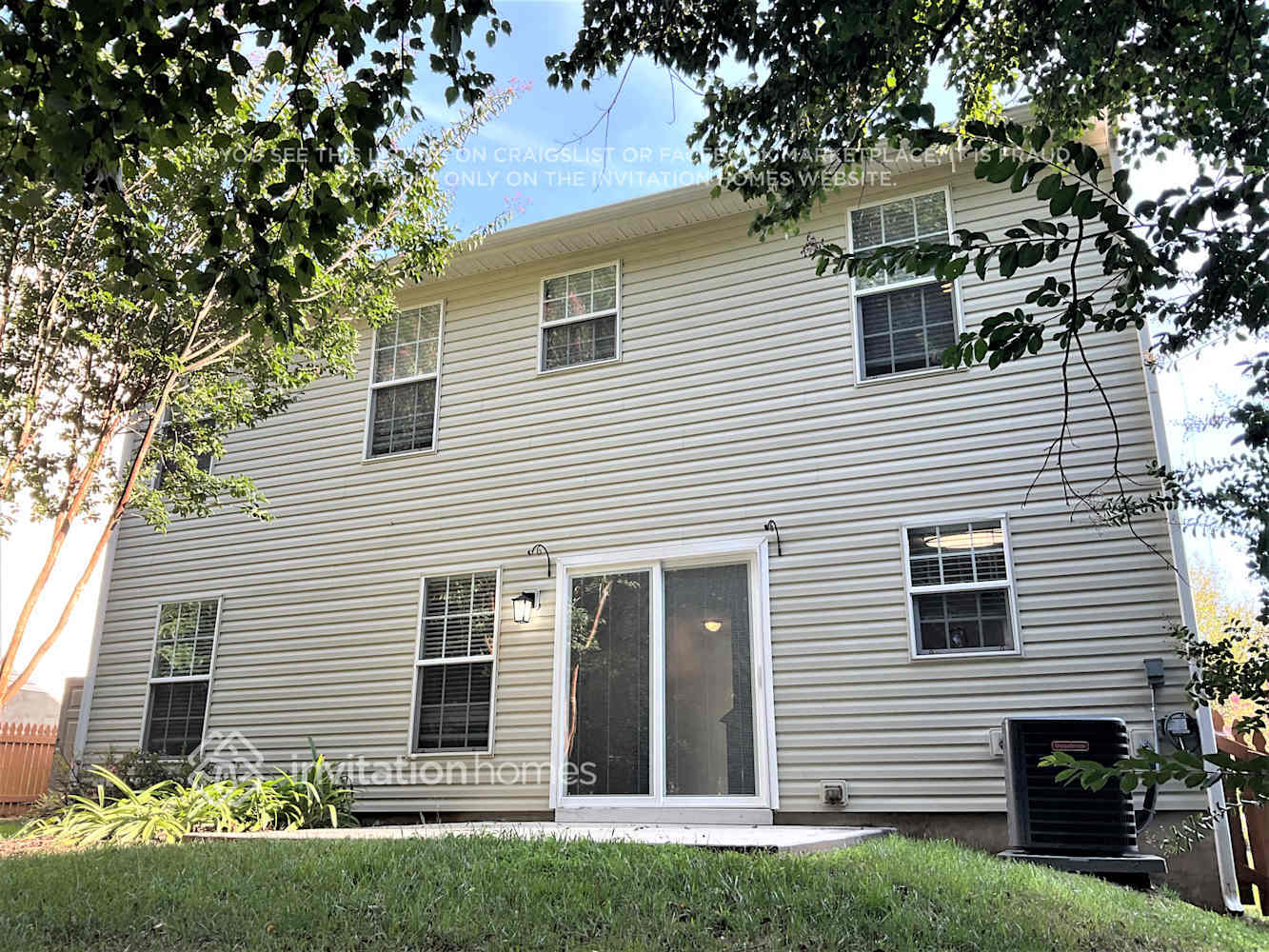 Building Photo - 196 Markham Dr