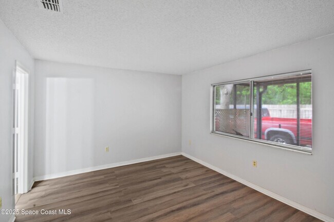 Building Photo - 171 Bluefish Pl