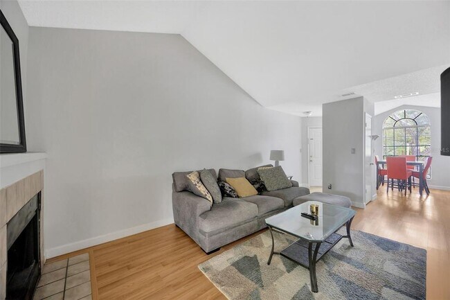 Building Photo - 8647 Mallard Reserve Dr