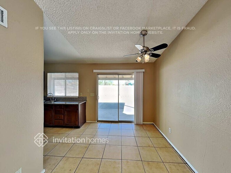 Building Photo - 4437 N 102nd Way