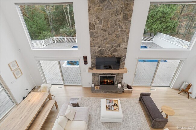 Building Photo - 17 Lyme Ln