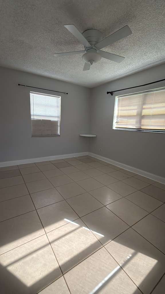 Building Photo - 1345 NW 181st St