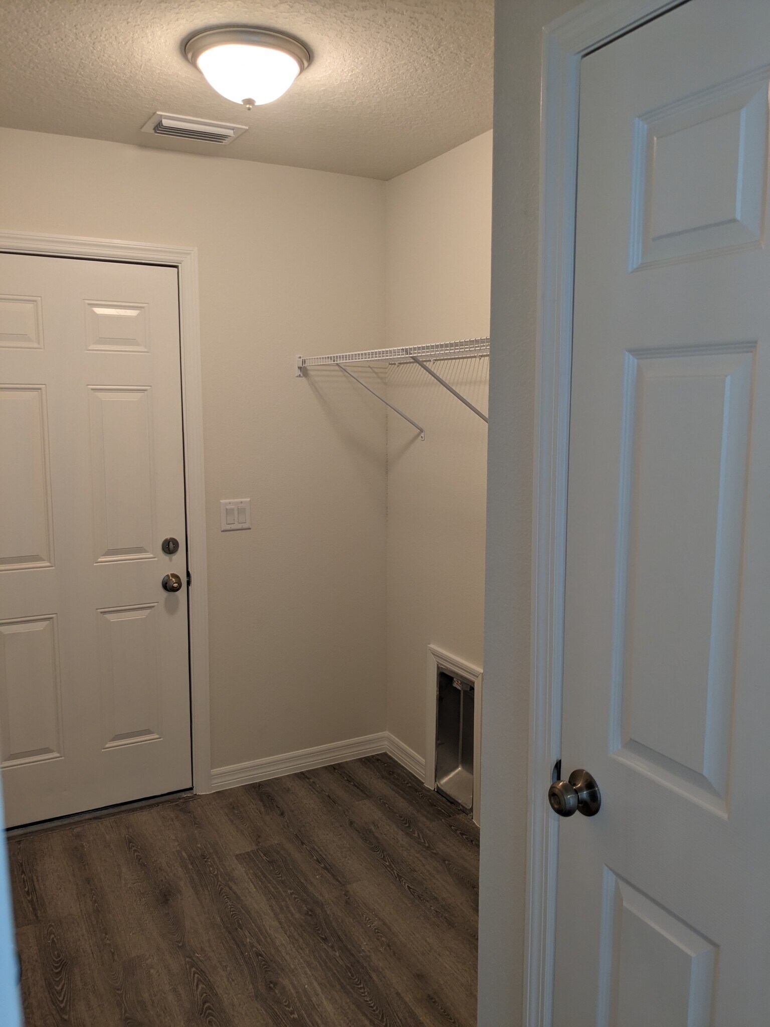 Inside Laundry Room - 5837 Babian Rd