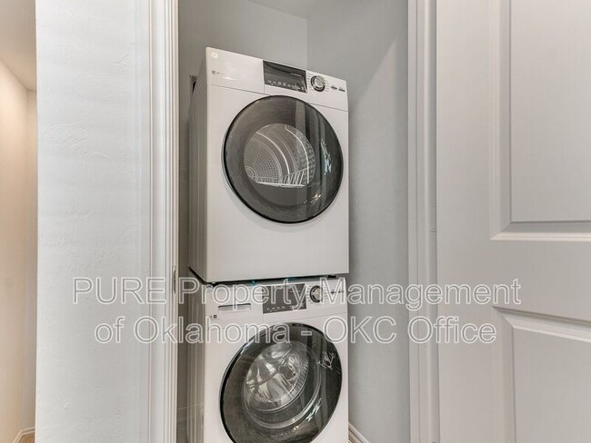 Building Photo - 3311 NW 148th St