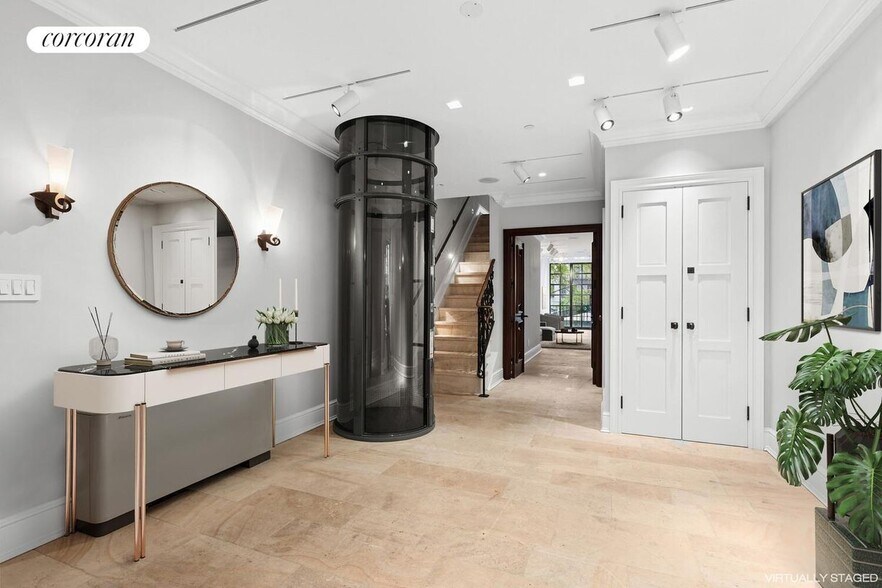 Primary Photo - 320 E 55th St