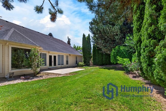 Building Photo - 1948 E Cypress Point Dr