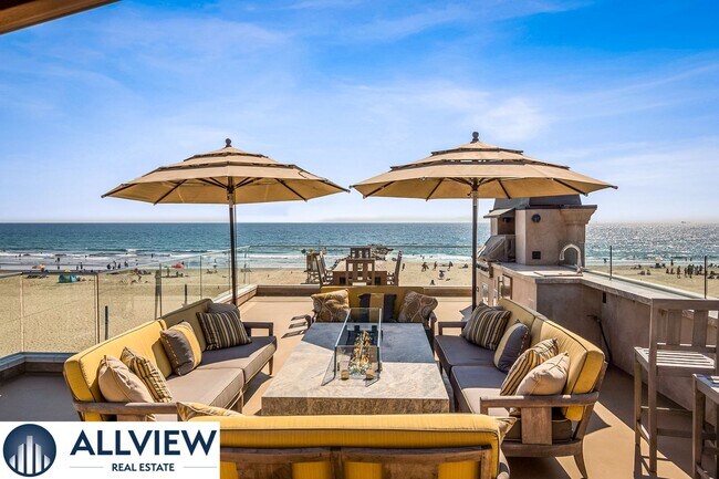 Building Photo - Stunning Beach House located on Newport Beach Boardwalk- 30+ Day Rental!