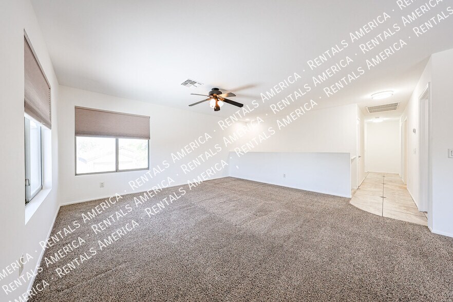 Building Photo - 13041 W Mauna Loa Ln