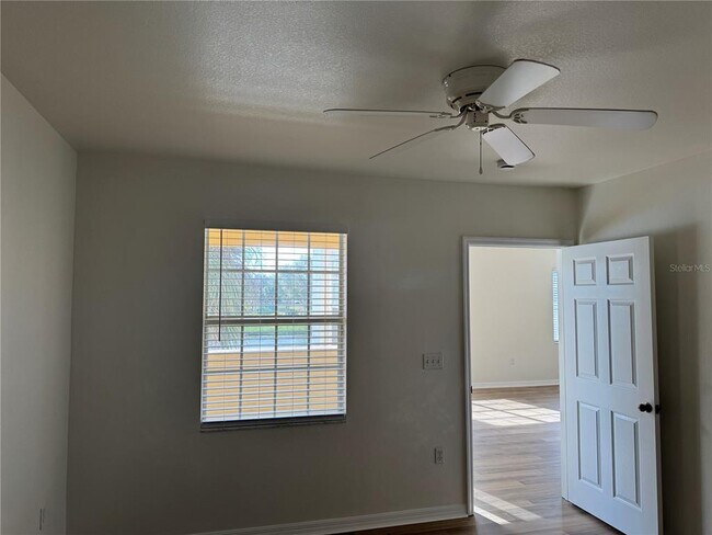 Building Photo - 1130 Villagio Cir