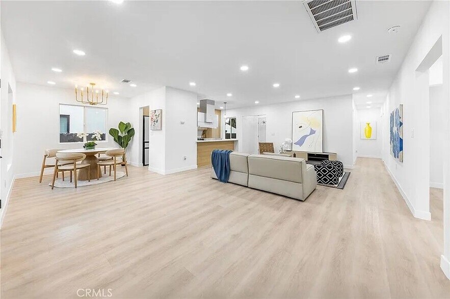 Building Photo - 344 Pamela Rd