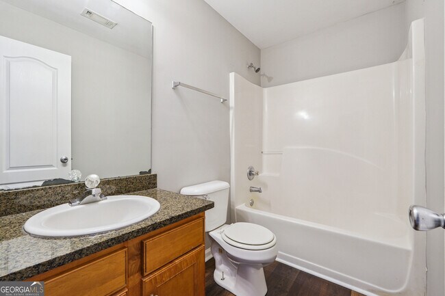 Building Photo - 405 Ashley Ln