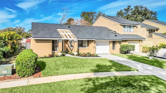Building Photo - 8244 Limetree Ct