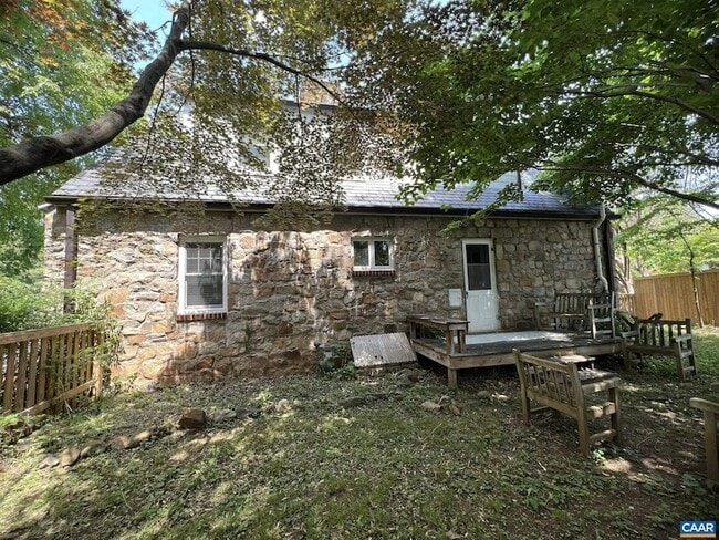 Building Photo - 1814 Rugby Pl