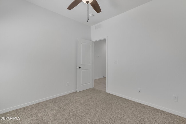 Building Photo - 14936 Hill Ridge Ct