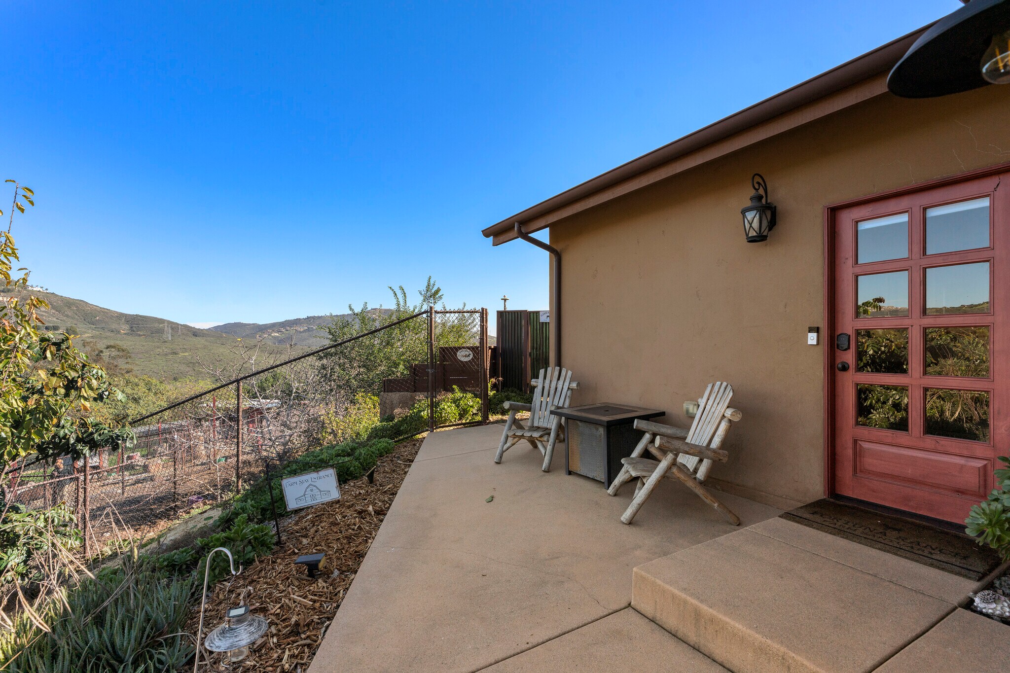 Building Photo - 3605 Fortuna Ranch Rd